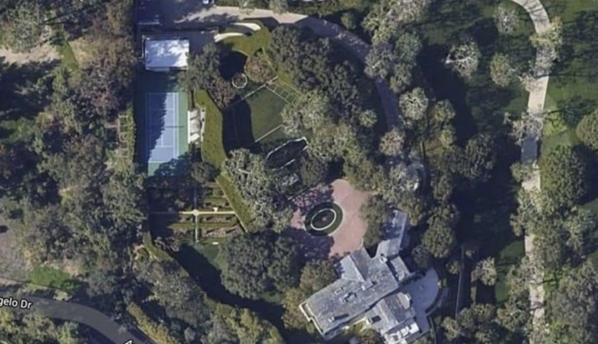 Bezos bought the Beverly Hills estate in 2020