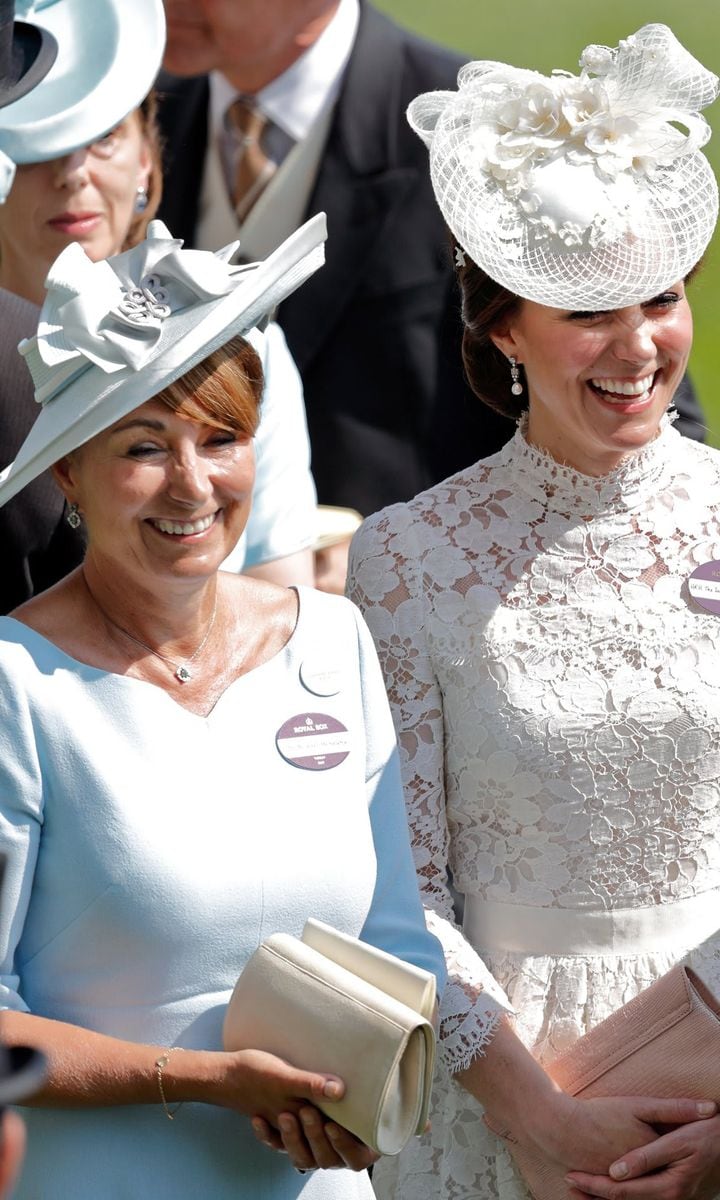 Carole Middleton revealed that she‘ll have her grandkids help decorate her tree via video call amid the pandemic