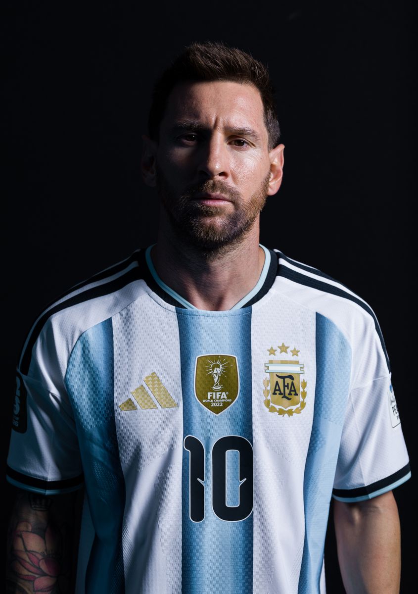 Lionel Messi #10 of Argentina poses for a portrait during the official FIFA World Cup 2026 portrait session