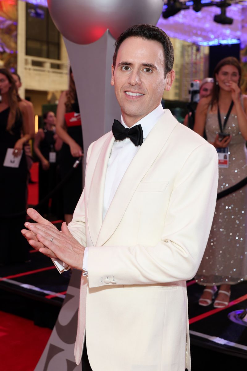 Oz Pearlman attends the 2026 ESPY Awards 