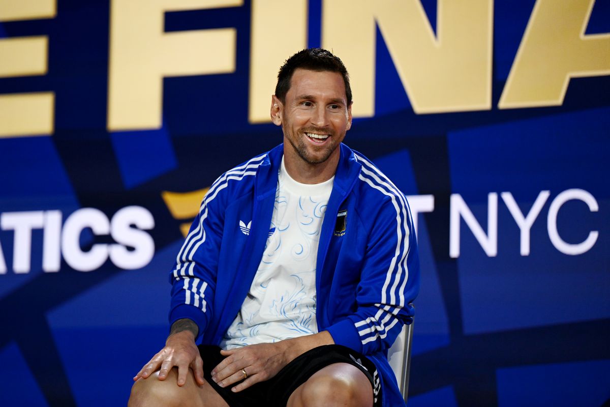 Lionel Messi gives a one-word answer to rumors his son is leaving Inter Miami for La Masia