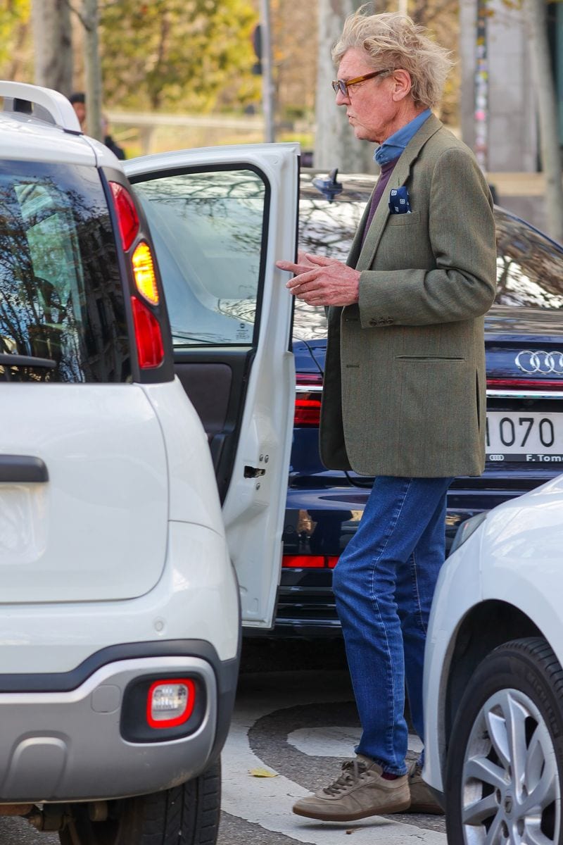  Ernest of Hanover and his son Christian leave a restaurant where they shared a father-son lunch 
