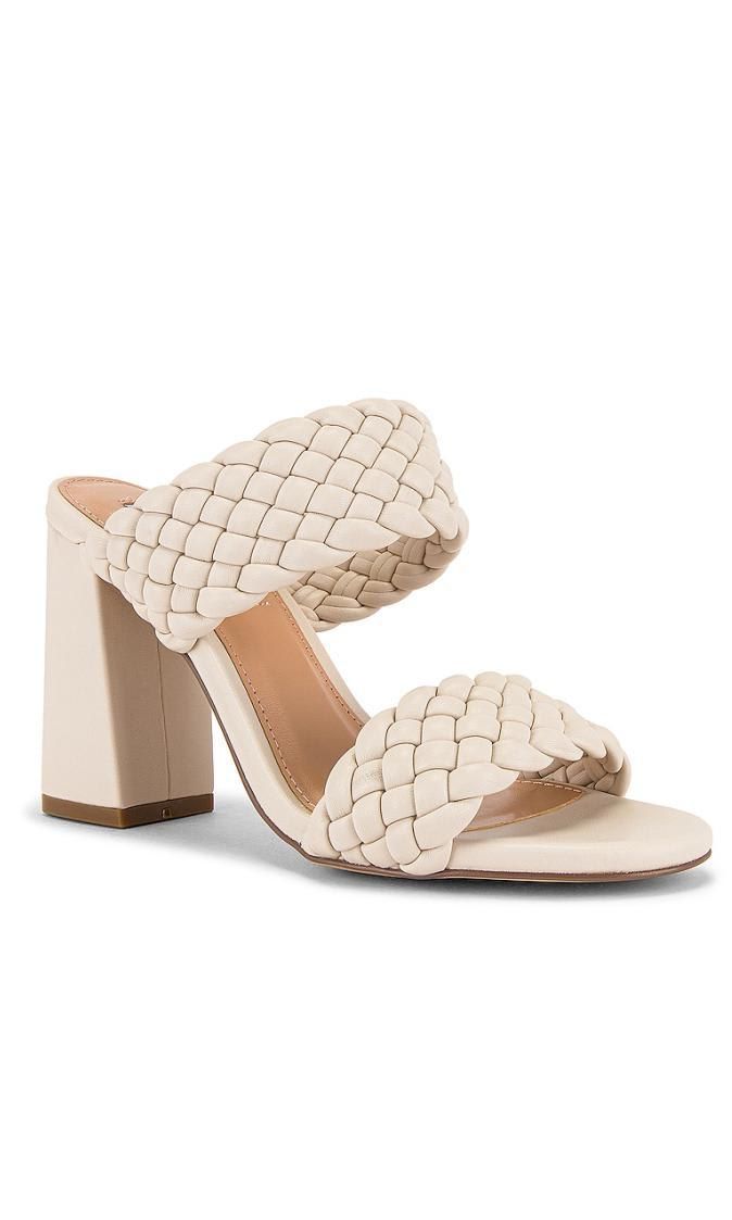 Padded sandals in off-white by Steve Madden