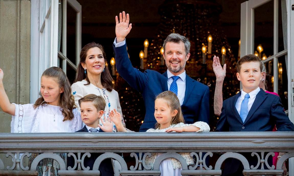 Crown Prince Frederik Of Denmark Receives From The Palace Balcony The People's Homage On His 50th Birthday