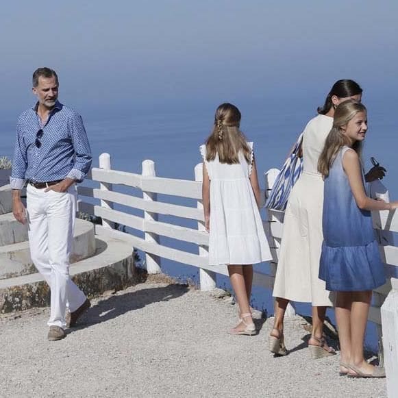 spanish royals mallorca museum outing