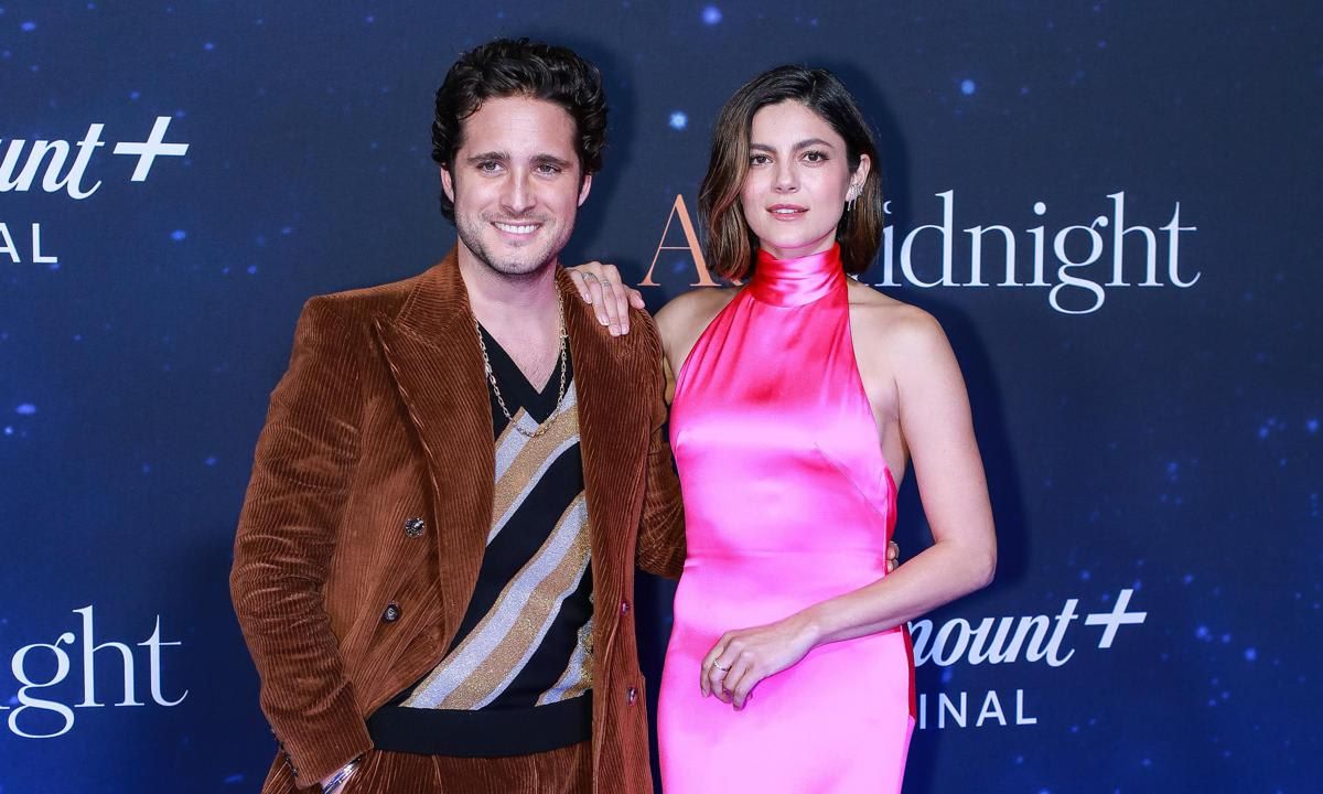"At Midnight" - Avant Premiere Mexico