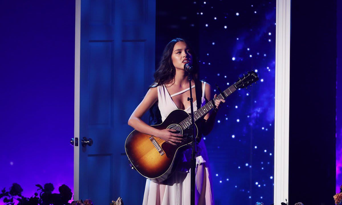 2021 American Music Awards   Fixed Show