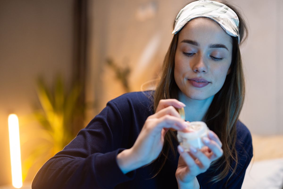 Azelaic acid does not just correct skin concerns; it can also calm them.