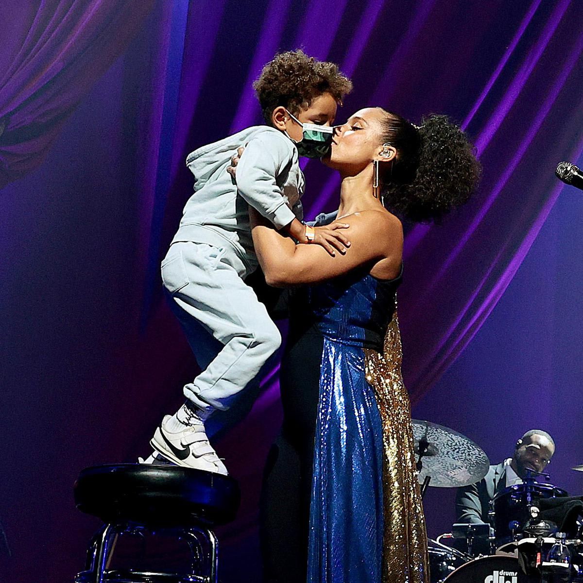 Mother Ruth Keys Alicia Keys' son shielded his mother from unruly attendees