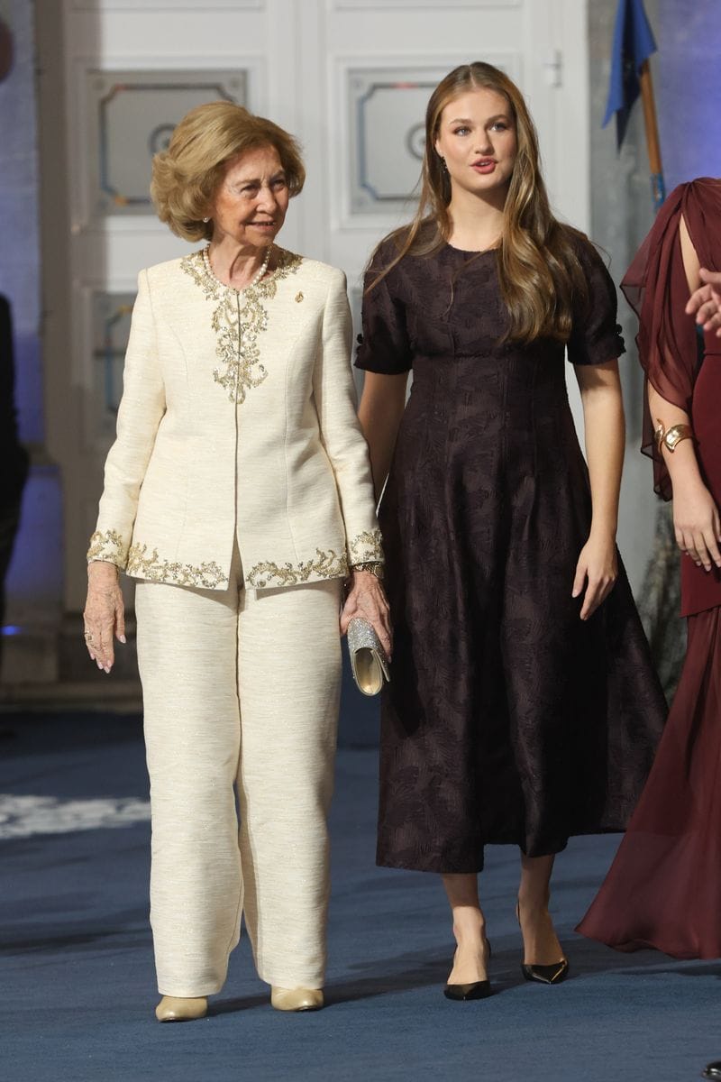 OVIEDO, SPAIN - OCTOBER 24: Queen Sofia, Princess Leonor and Infanta Sofia leave the Campoamor Theater after attending the 'Princess of Asturias Awards 2025' ceremony on October 24, 2025, in Oviedo, Asturias, Spain. (Photo By Raul Terrel/Europa Press via Getty Images)