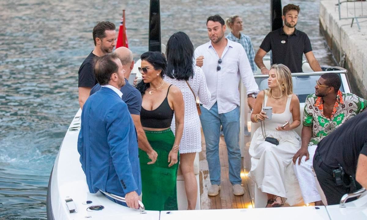 Jeff Bezos, Lauren Sanchez, Katy Perry, Orlando Bloom and Usher