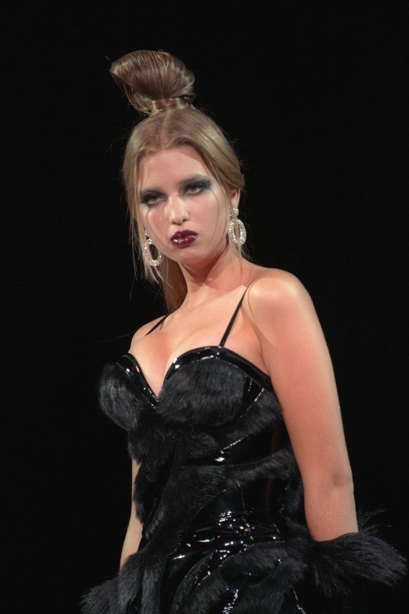 Ivanka Trump waking the Mugler show for the winter collection 1997/1998