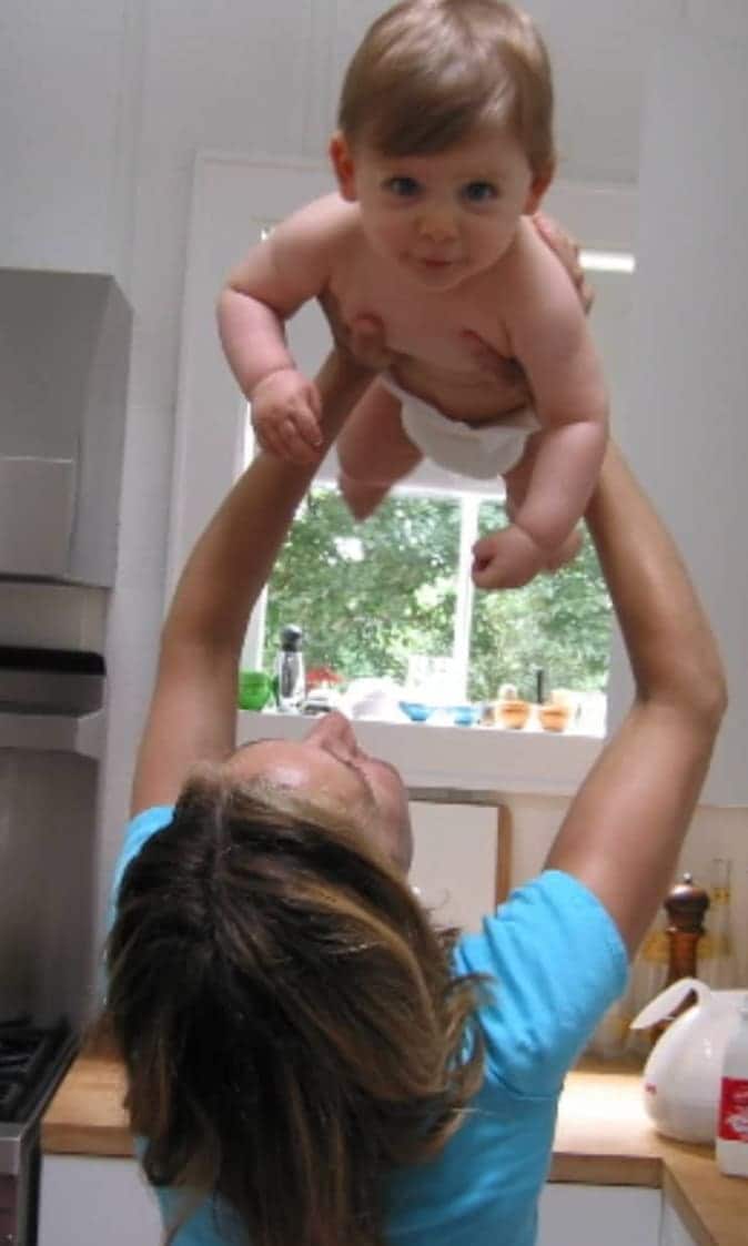 Sarah Jessica Parker and her son, James Wilkie, when he was a baby.