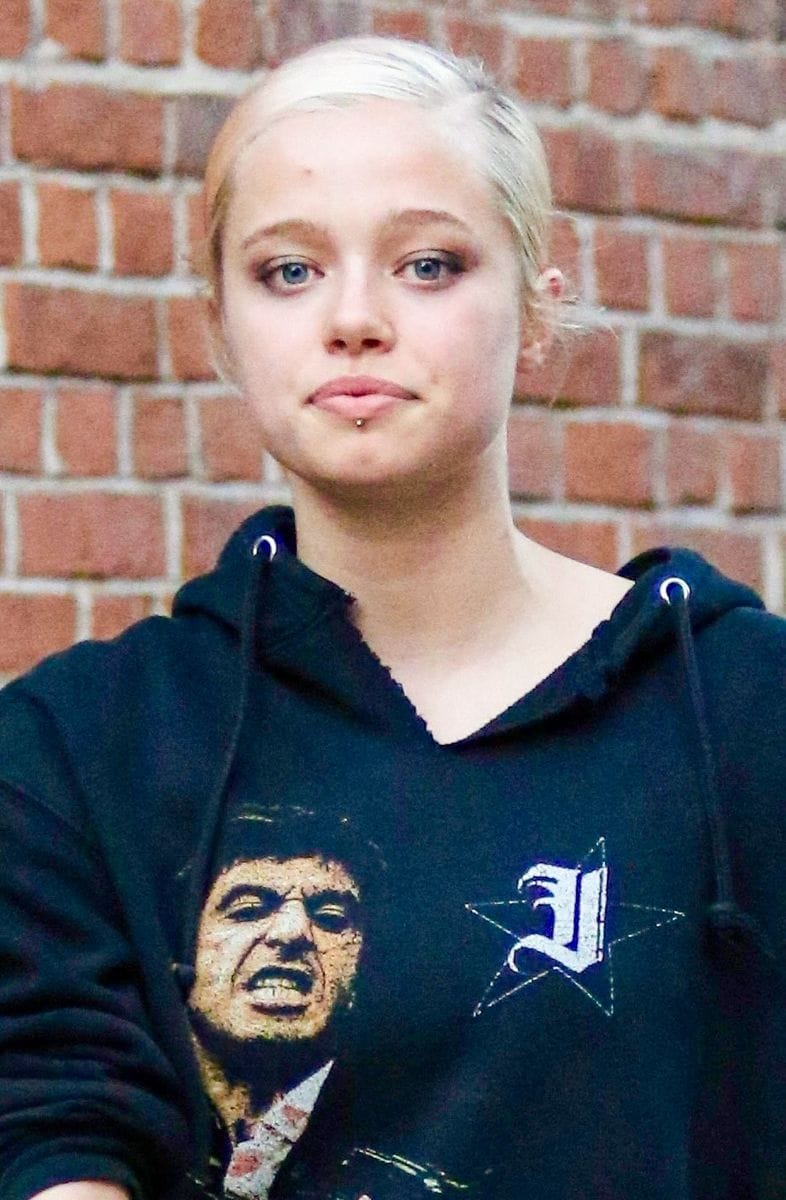 Shiloh Jolie sports a lip piercing 