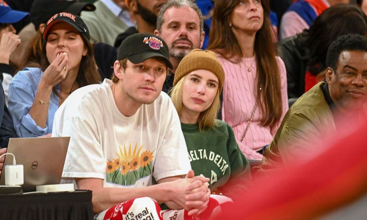 Emma Roberts at the Knicks game