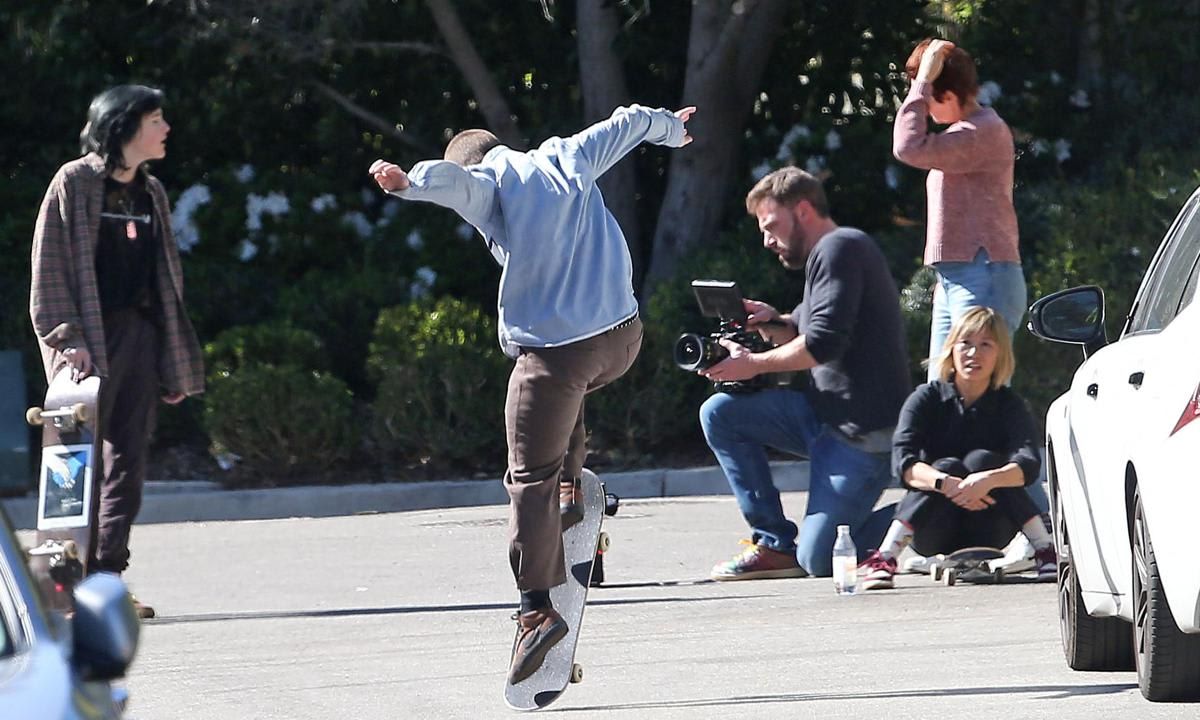 Ben Affleck and JLo record the kids
