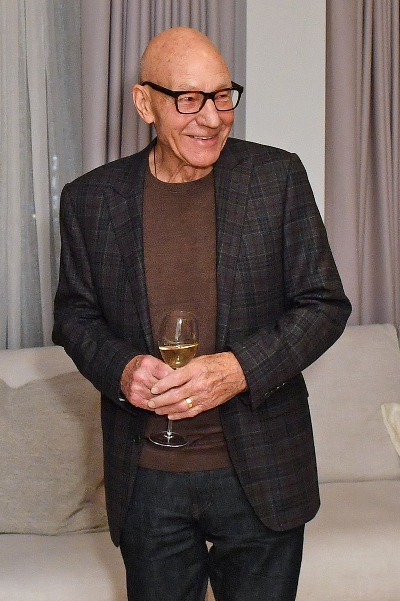 Patrick Stewart, the legendary British actor, died at the age of 86.