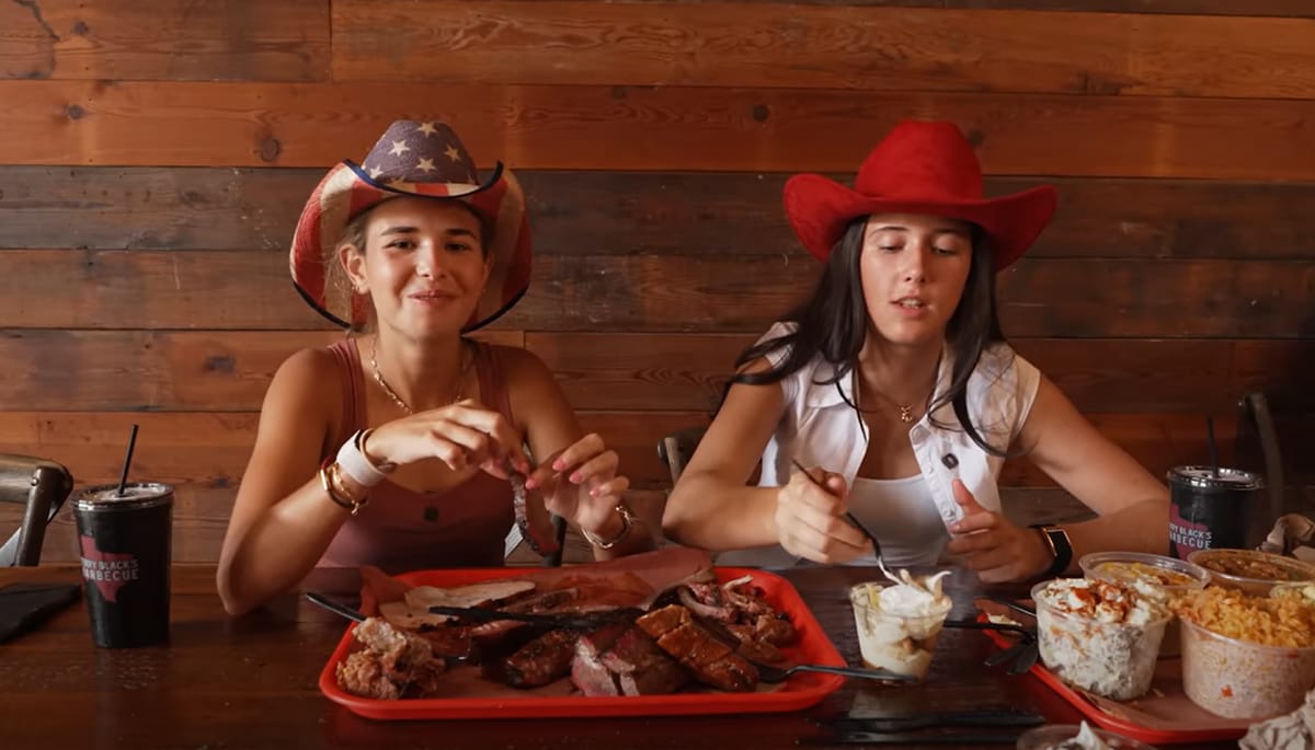 Kai and Emma did some shopping and eating in Texas