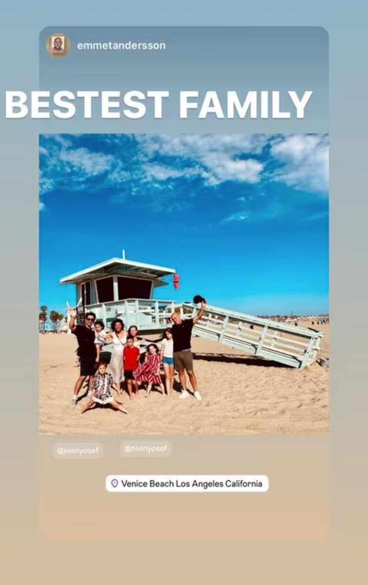 The visual artist shared pictures of a beach trip with his children Lucía and Renn
