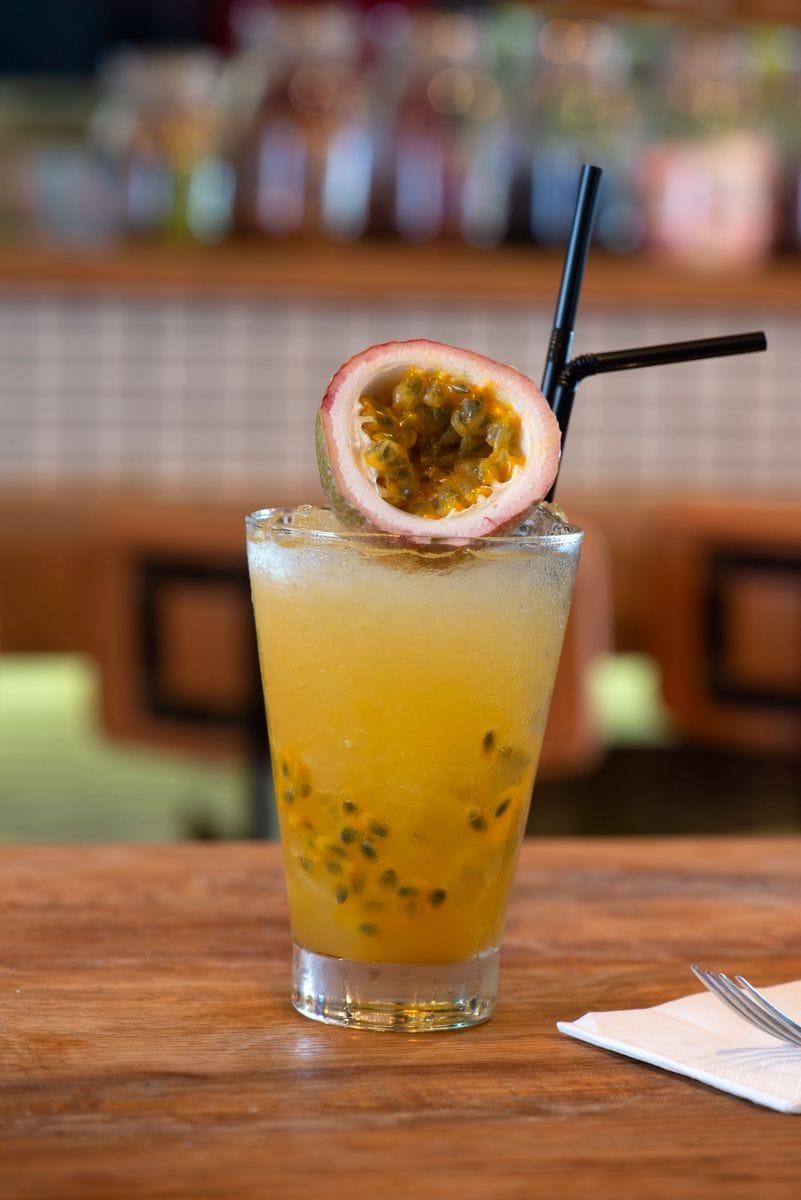 Tart and aromatic passion fruit juice that wakes up the palate