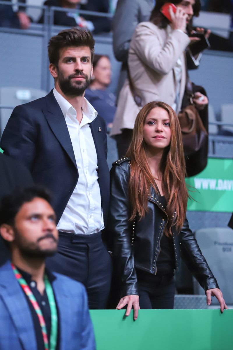 gerard-piqu-and-clara-ch-a-spotted-in-love-in-public-three-months