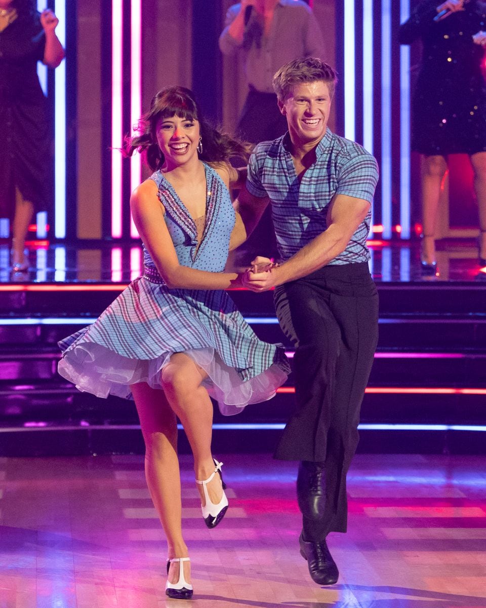Xochitl Gomez and Robert Irwin danced together at the reunion episode of 'Dancing with the Stars'