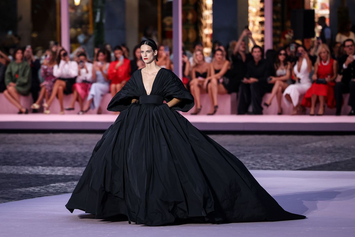 Creative director Wes Gordon delivers a personal homage to Madrid’s rhythm and elegance.