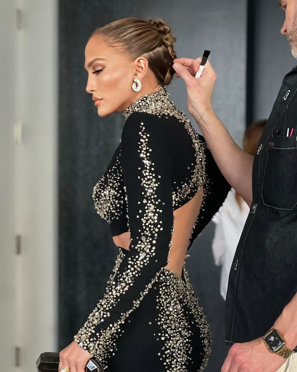 Barry Lee Moe and Jennifer Lopez 