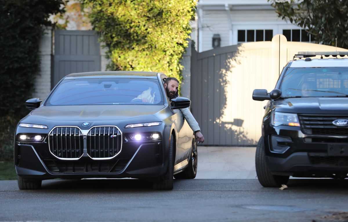 A pair of LAPD officers were spotted outside Ben Affleck's gated Brentwood residence.