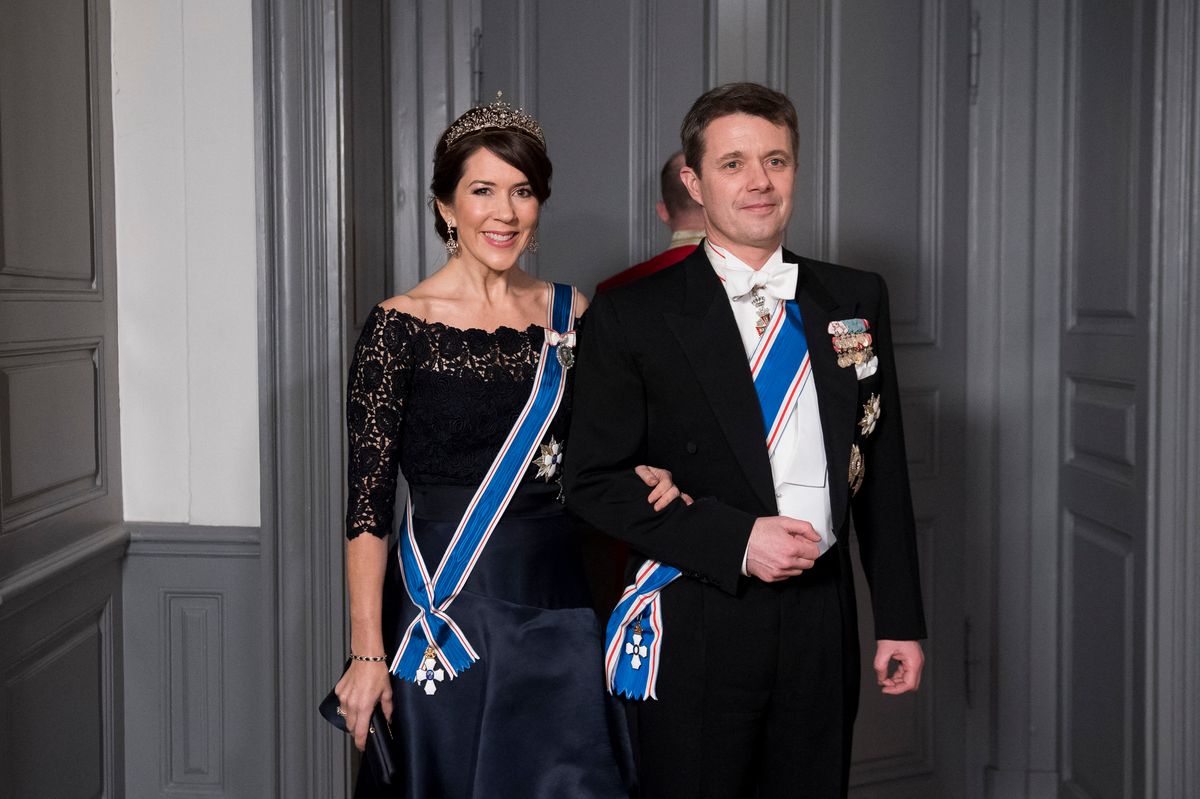 Then-Crown Princess Mary wore the same Edwardian Diamond Necklace Tiara as she joined Crown Prince Frederik for a gala dinner honoring Iceland's president at Amalienborg Palace in Copenhagen on January 24, 2017.