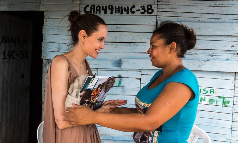 Angelina Jolie meets refugees in Colombia 