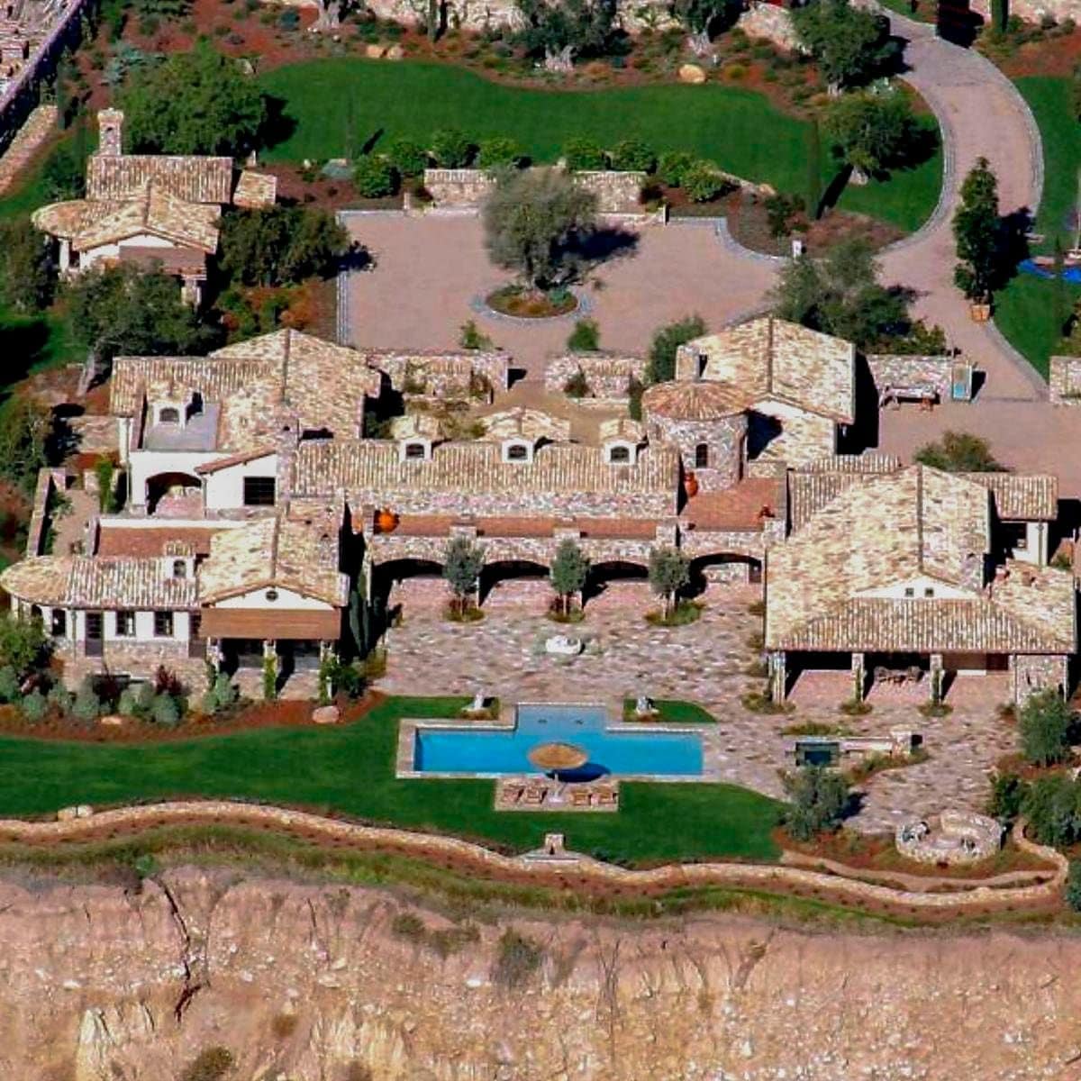 Ellen Degeneres and her wife, Portia De Rossi's new mansion