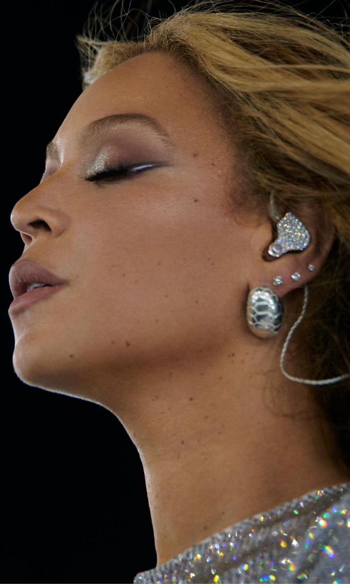 Beyoncé’s custom made Jewels dazzle on her Renaissance Tour