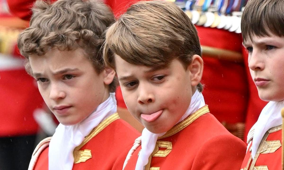 TOPSHOT-BRITAIN-ROYALS-CORONATION