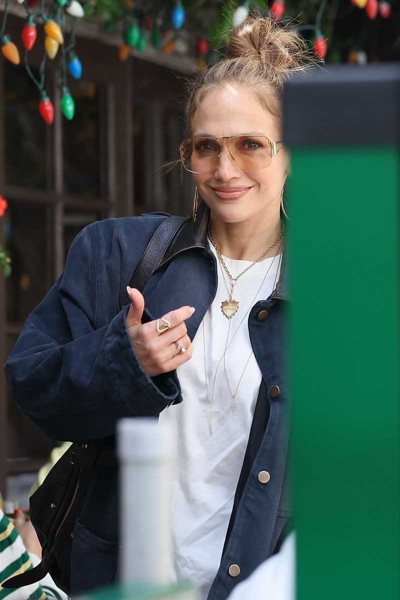 J-Lo kept it stylish with baggy blue jeans and a Christian Dior purse, looking effortlessly chic as she spent quality time with her daughter.