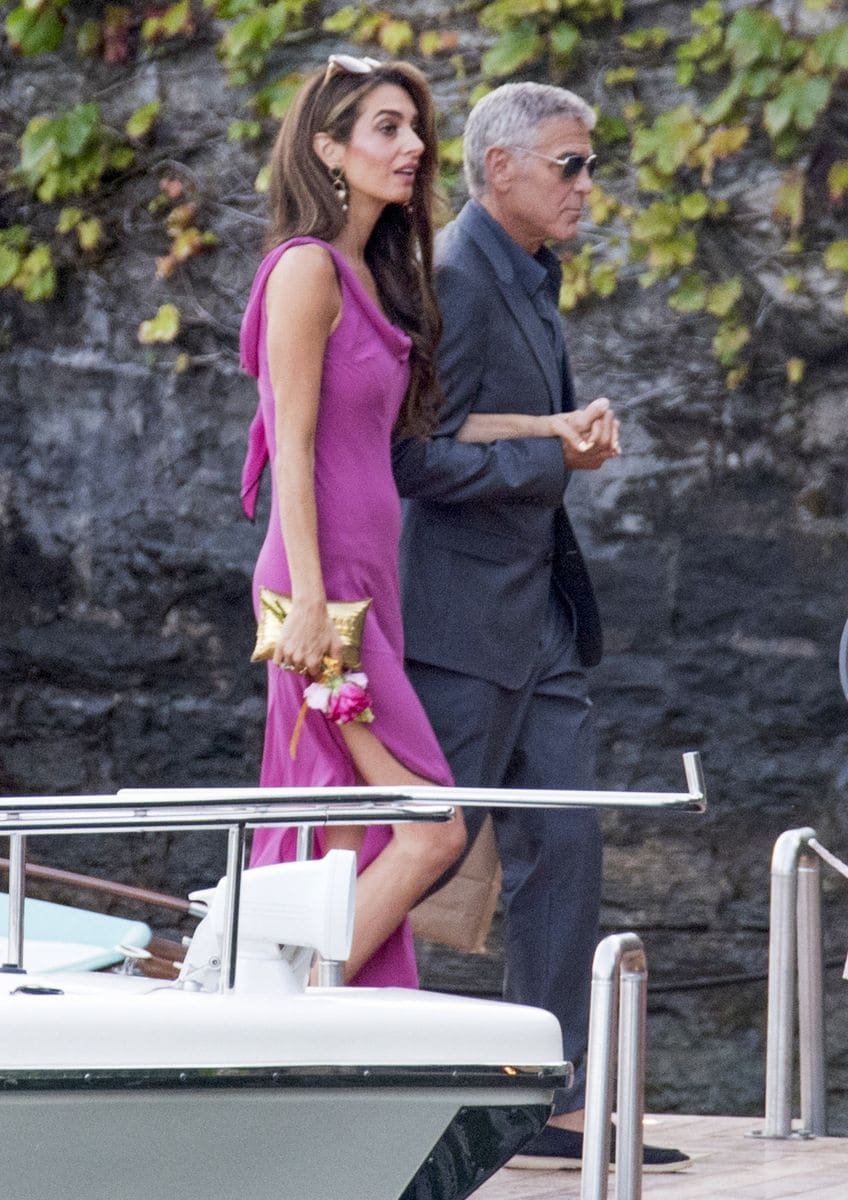 Guests, who reportedly paid $91,150 each to attend, were treated to a luxurious evening.