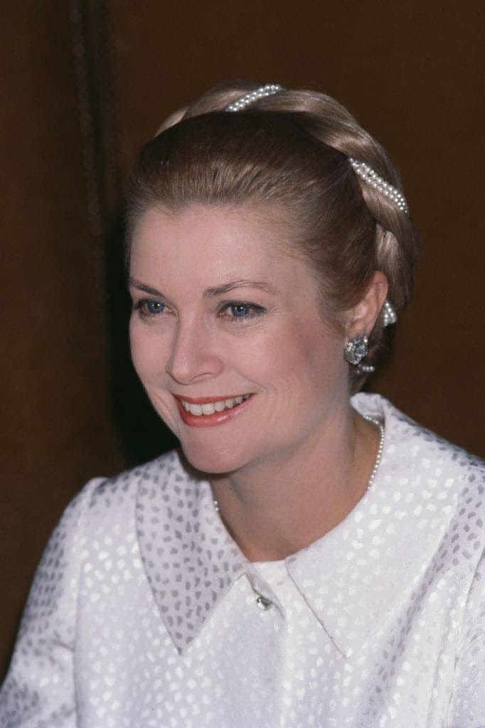Grace Kelly’s elegance, with a mix of classic glamour and her own modern edge.