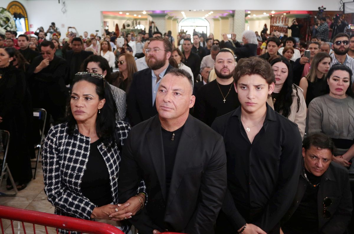 Miguel Gerardo Viveros (C) son of Paquita la del Barrio attends with his family the tribute to the late Mexican singer at "Casa Paquita" on February 21, 2025 in Mexico City, Mexico.