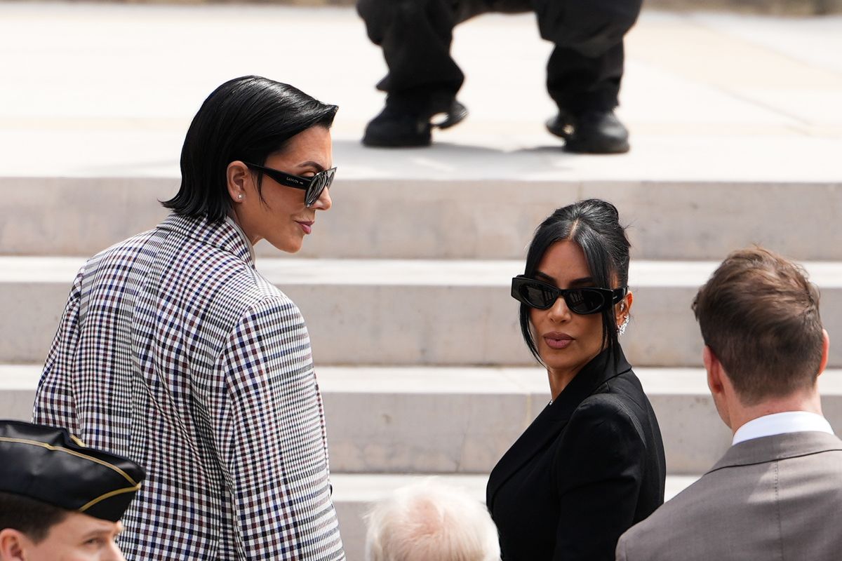  Kim Kardashian and Kris Jenner arrive at the Palais de Justice, on May 13, 2025 in Paris, France. (Photo by Edward Berthelot/GC Images)