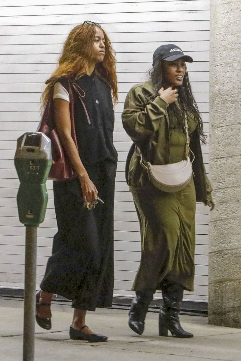 Malia Obama in Los Angeles wearing black outfit