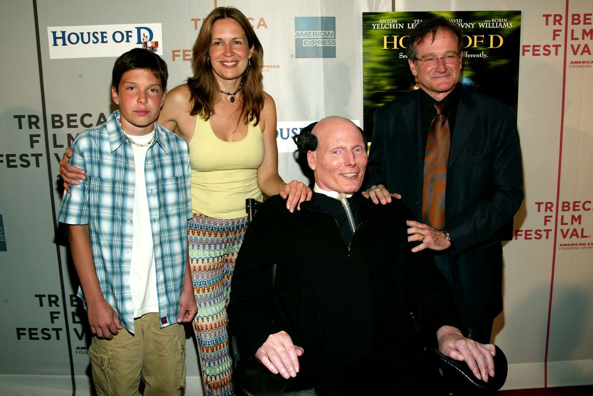 Robin Williams with Christopher Reeve, wife Dana Reeve and son Will 
