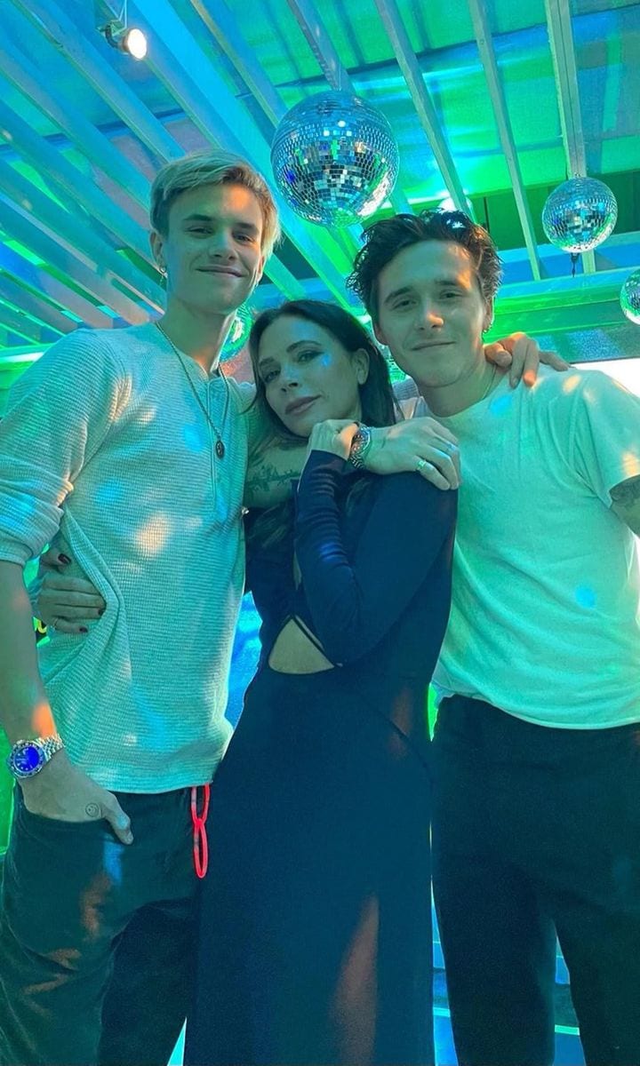 Brooklyn and Romeo Beckham, Victoria Beckham