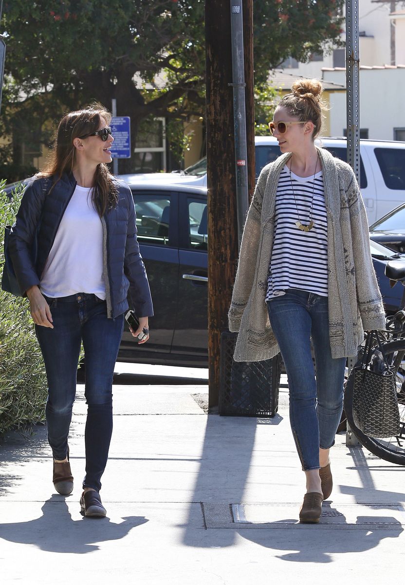 Jennifer Garner and Judy Greer are seen as they go out to lunch on March 13, 2014 in Los Angeles, California.  (Photo by Bauer-Griffin/GC Images)