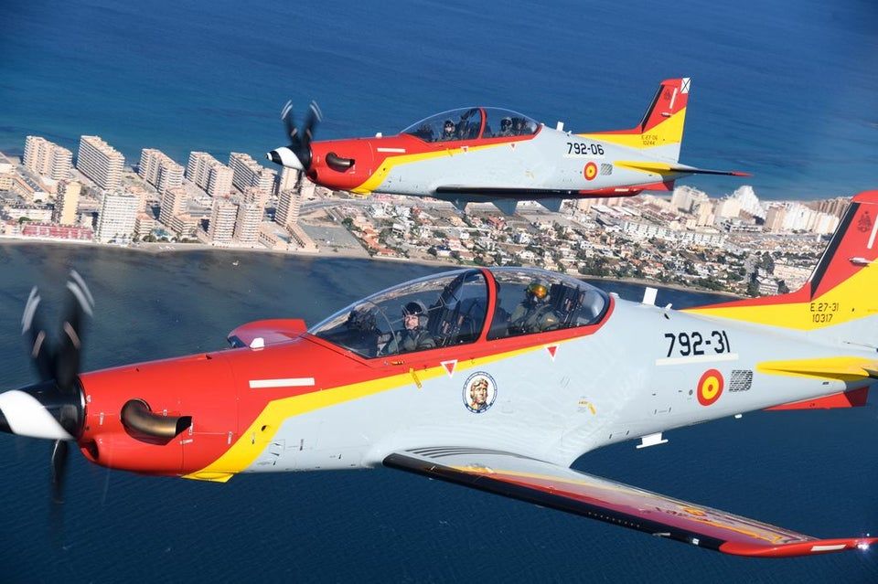 Father and daughter fly side by side over Murcia in a milestone moment captured by the Royal Household.