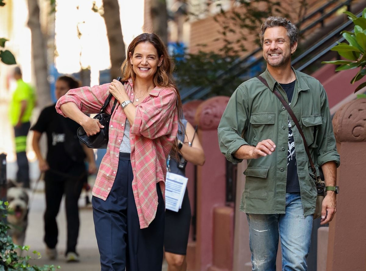 How Katie Holmes styles this classic layer for fall, and how you can too