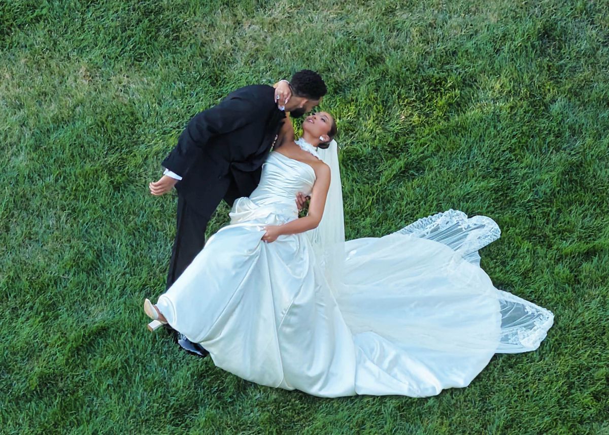 Jordyn Woods and Karl-Anthony Towns celebrated their marriage surrounded by friends from the worlds of Hollywood, fashion and sports.