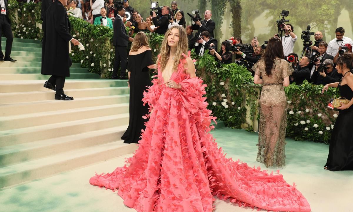 The 2024 Met Gala Celebrating "Sleeping Beauties: Reawakening Fashion"   Arrivals