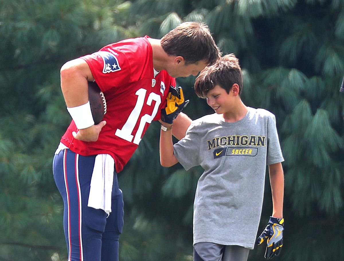 Boys tom brady shirt outlet