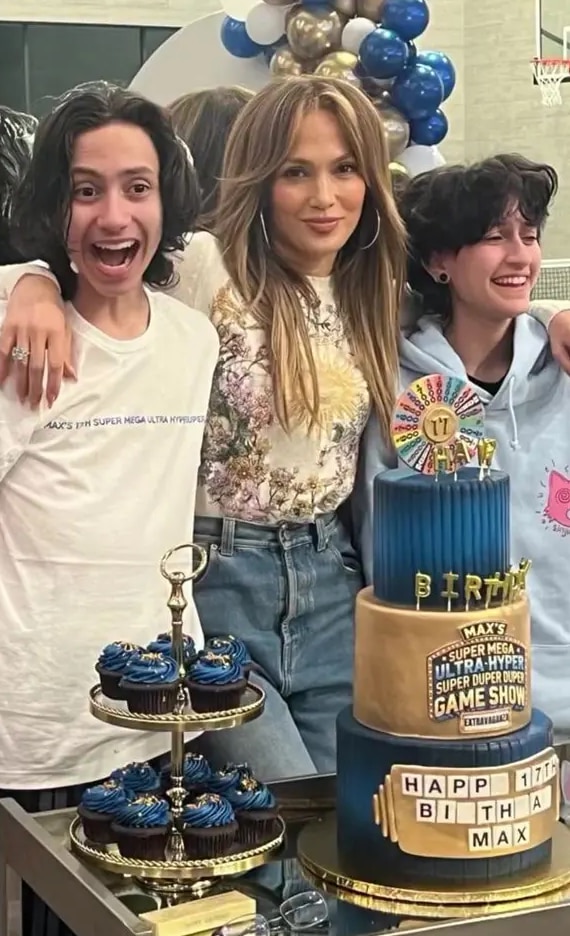Jennifer Lopez celebrated her twins' 17th birthday 