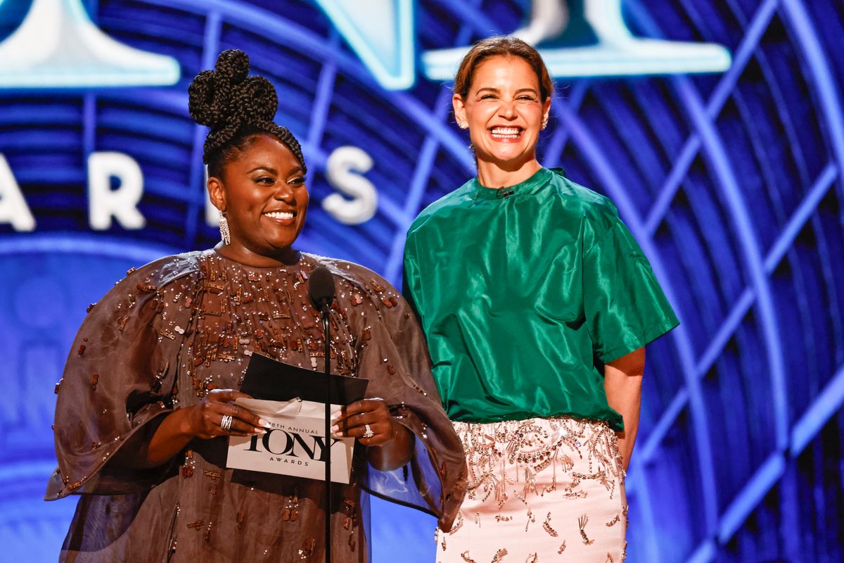 Katie Holmes wore a Wicked-inspired look at The 78th Annual Tony Awards 